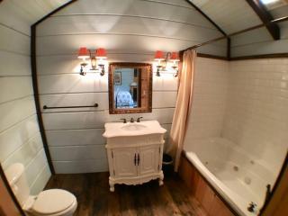 Tiny Home Cottage Near the Smokies #7 Tilly - Sevierville - 2