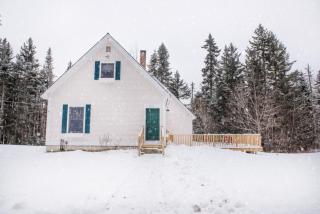 The Whimsical Chalet - Mount Holly - 9