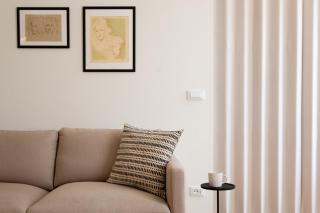 Realkasa Gallery Blue Suite - 4