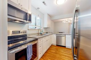 Maple Leaves - 30 Day Rental - Charleston - 4