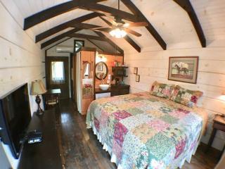Tiny Home Cottage Near the Smokies #9 Frieda - Sevierville - 5