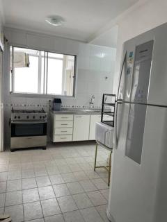 Apartamento a 100m. da Praia de Pitangueiras - 2