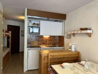 Studio Montgenèvre, Pieds des Pistes, 4 Couchages, Animaux Acceptés, Parking Privé - FR-1-330D-27 - Monginevro - 2