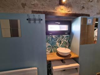 Maison avec jardin, piscine chauffée et baignade à proximité - Le Menoux - FR-1-591-234 - 2