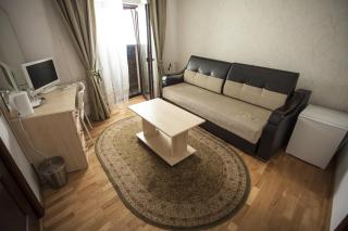 City Garden Rooms and Apartments - 1