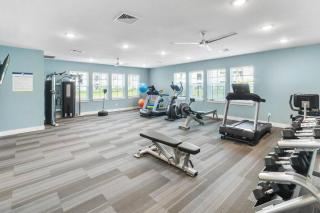 Sophisticated 3BD/2BA Retreat: Pool, Gym, Laundry - Melbourne - 8