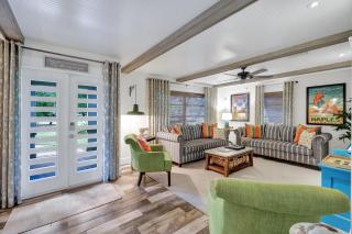 Coastal Vibes, Pickleball Court, One Mile to the Beach - 2
