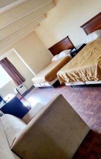 Metro Inn & Suites - 1