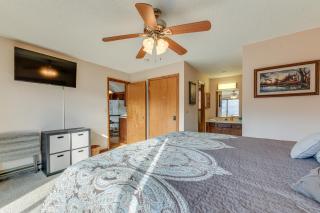 Maggie Valley Mountain Escape with Fireplace and Deck! - Maggie Valley - 1