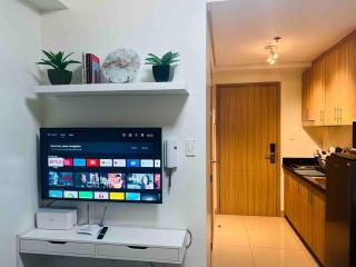 Lucina Suite @ Shore 2 Residence - 7