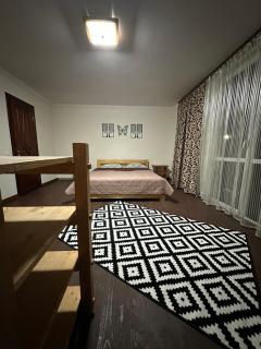 HOTEL BOBROvski - 1