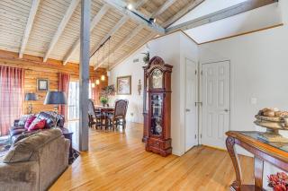 Peaceful Lawrenceville Cabin with Hot Tub on 6 Acres - 3