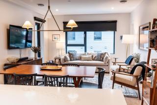 Powder Pines Retreat by Revelstoke Vacations - 8