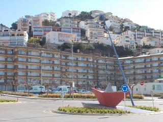 2179 ROCMAR 7 4-B, EXCELENTE SITUACION FRENTE AL PUERTO PESQUERO Y CON VISTA A LA BAHIA. GRAN TERRAZA. GRAN PARKING PÚBLICO DELANTE. - ES-258-54 - Roses - 8