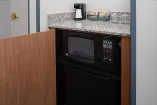 Courtyard by Marriott Cypress Anaheim / Orange County - 1
