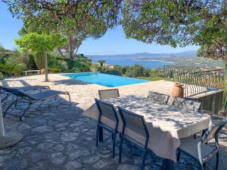 Charmante villa avec piscine à débordement aux Issambres - FR-1-768-44 - 0