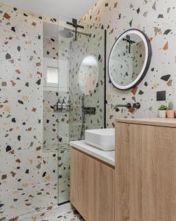 Oasis Diamond Suite - 8