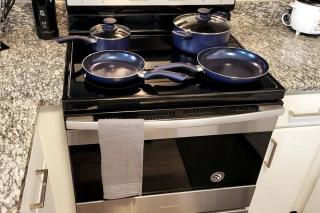 #2 Heart of Downtown Free Parking- Stadium- Conv Center Skywalk - 8