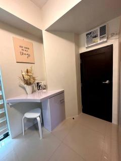 New & Spacious Unit in QC w/ Wifi & Netflix - Manila - 8