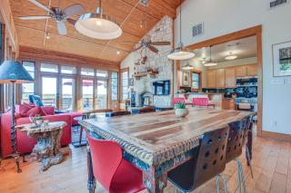 Lake Whitney Cabin with Hot Tub and Fire Pit! - 1