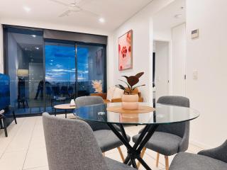 Art House with 2 Kingbeds at Cultural Centre - 9