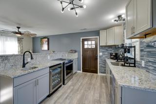 Modern Mount Airy Hideaway with Private Backyard! - Mount Airy - 4