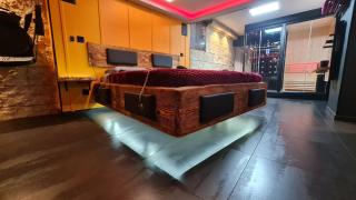 LOVEROOM "Des Chaines Les Passions" - Bargemon - 7