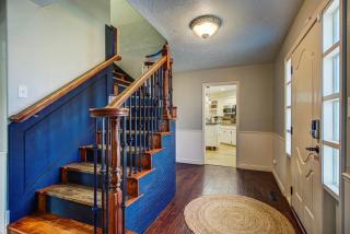 Entire Cozy Getaway with Pool - 4