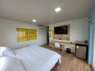 321 Surprise Beach house and Glamping - Providencia - 2