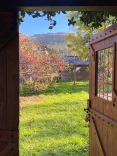 Cabaña al pie de la sierra - 2