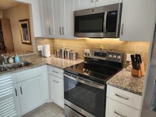 Sun&Fun - Beautiful renovated 2/2 villa in Jupiter - Jupiter - 2