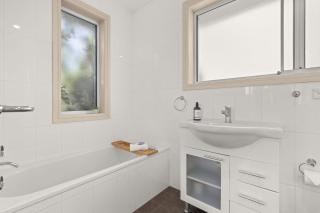 White Sands Deck House by Experience Jervis Bay - Huskisson - 1
