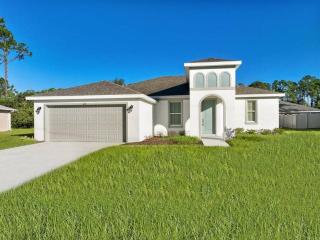 Luxury King Suite, 3BR 2BA, Beach Vibe, Top-Tier Amenities, Prime location - Palm Coast - 2