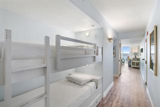 Pelican Beach Resort by Colasan - Destin - 5