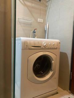 Uptown Stays+ Free pool access & Building views - Manila - 6
