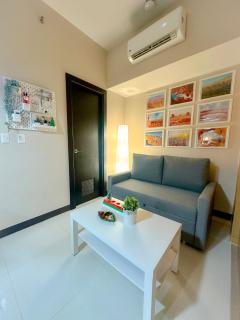 1BR BGC Uptown Modern Condo Netflix 200Mb Wifi - Manila - 2
