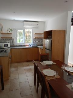 Spacious 4 bedrooms townhouse with pool near the beach & City Center - Grand Baie - 8
