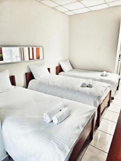 Hotel i Restauracja w Luboniu - Luboń - 9