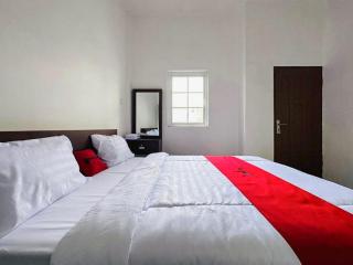 RedDoorz near Stasiun Pematangsiantar - Pematangsiantar - 9