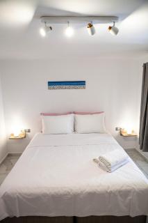 Beautiful Central Cozy Apartment - 8