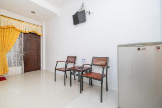 RedDoorz at Gunungsari Surabaya 2 - 8