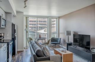 Bellevue studio w gym wd nr shopping SEA-605 - 0