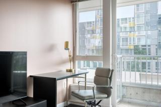 Bellevue 1br w lounge rooftop gym nr shops SEA-611 - 8