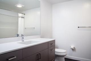 Bellevue 1br w lounge rooftop gym nr shops SEA-611 - 2