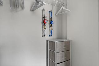 Kirkland 1br w wd nr groceries shopping SEA-685 - 1