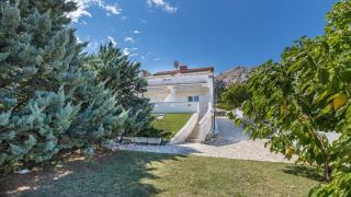 Große Terrasse 200 Meter zum Strand - Baška - 9