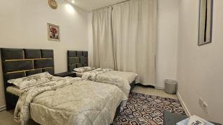 Room in Studio - Private Roombalcony in a Villa - Dubai - 0