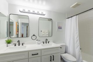 Long Beach 1br nr aquarium groceries bars LAX-1156 - 1