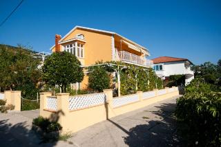Nur 450 Meter zum Feinkieselstrand - Baška - 8
