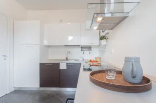 Chiara's Apartment by Rent All Como - 2